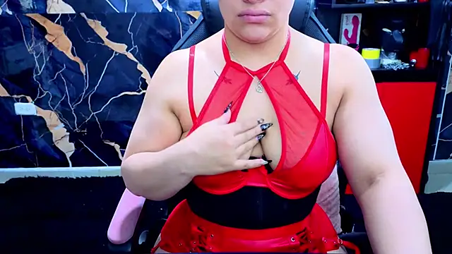 Snapshot of True_Bdsm chatting on January 16, 2026, 6:12 pm True Bdsm online show from January 16, 2026, 6:12 pm