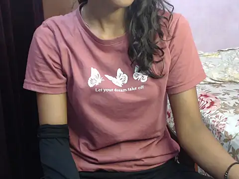 Snapshot of Angel_kiyara chatting on May 31, 2026, 5:59 am Angel kiyara online show from May 31, 2026, 5:59 am