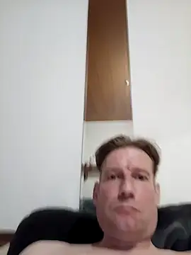 MArciQuarky online show from March 19, 2025, 10:53 pm