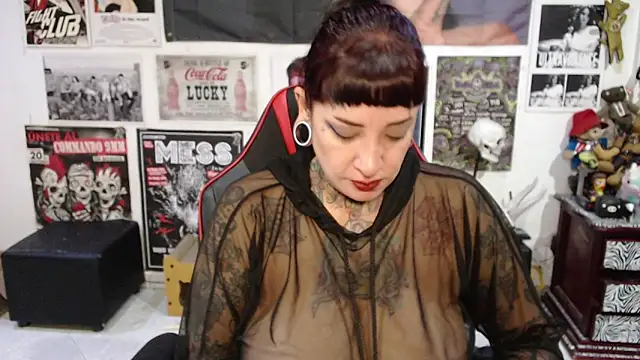 Rollyderolandia666 online show from March 19, 2026, 10:25 pm