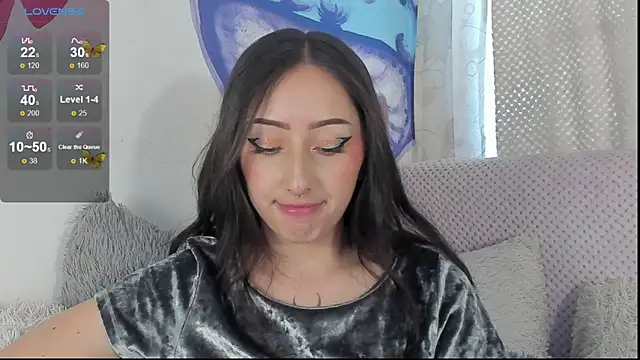 Snapshot of v1cky_ chatting on December 19, 2024, 9:38 pm v1cky online show from December 19, 2024, 9:38 pm