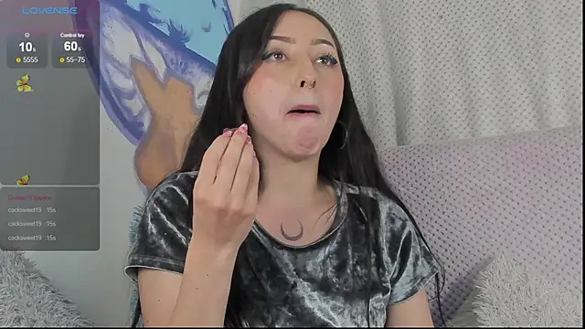 Snapshot of v1cky_ chatting on December 20, 2024, 12:41 am v1cky online show from December 20, 2024, 12:41 am