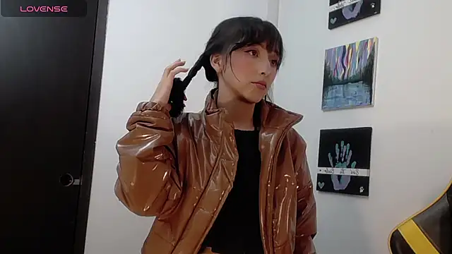 Snapshot of v1cky_ chatting on October 10, 2025, 10:31 pm v1cky online show from October 10, 2025, 10:31 pm