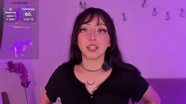 Snapshot of v1cky_ chatting on January 14, 2026, 12:49 am v1cky online show from January 14, 2026, 12:49 am