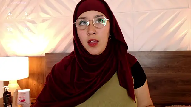 Snapshot of Dalila_bashar chatting on February 11, 2025, 6:01 pm Dalila bashar online show from February 11, 2025, 6:01 pm