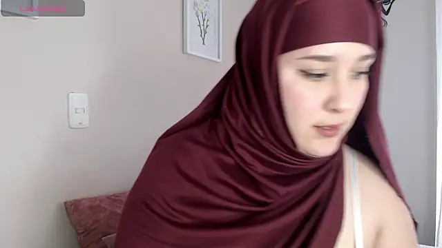 Snapshot of Dalila_bashar chatting on February 2, 2026, 6:28 pm Dalila bashar online show from February 2, 2026, 6:28 pm