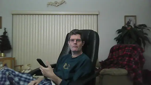 Snapshot of Copfiremen4566 chatting on December 30, 2024, 5:48 am Copfiremen4566 online show from December 30, 2024, 5:48 am