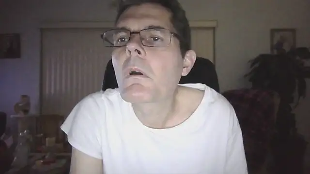 Snapshot of Copfiremen4566 chatting on October 10, 2025, 3:49 am Copfiremen4566 online show from October 10, 2025, 3:49 am