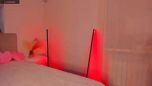 SelenaaSky online show from February 9, 2025, 1:35 pm