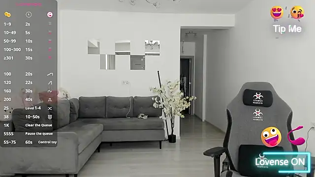 LovelyBianca online show from March 4, 2026, 11:00 pm