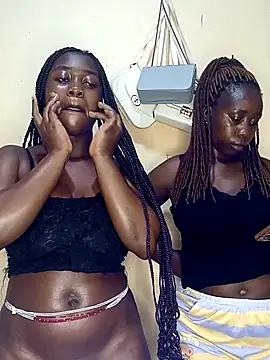 Snapshot of Swit_virgin22 chatting on February 10, 2026, 3:21 am Swit virgin22 online show from February 10, 2026, 3:21 am