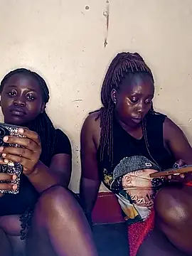 Snapshot of Swit_virgin22 chatting on February 11, 2026, 3:39 pm Swit virgin22 online show from February 11, 2026, 3:39 pm