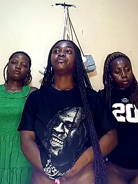 Snapshot of Swit_virgin22 chatting on February 22, 2026, 3:29 am Swit virgin22 online show from February 22, 2026, 3:29 am