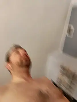 Snapshot of Au_plaisir_des_femmes chatting on January 8, 2026, 12:51 pm Au plaisir des femmes online show from January 8, 2026, 12:51 pm