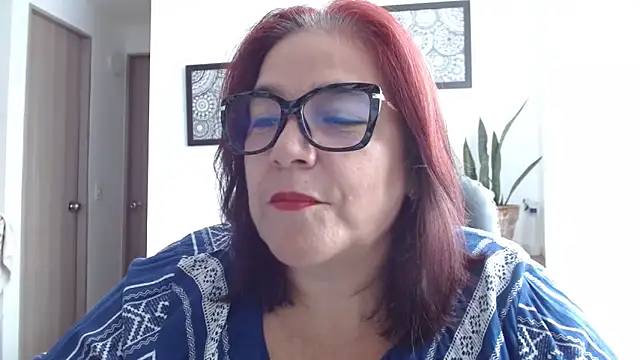 MARIANMILLS   online show from March 12, 2025, 1:08 pm