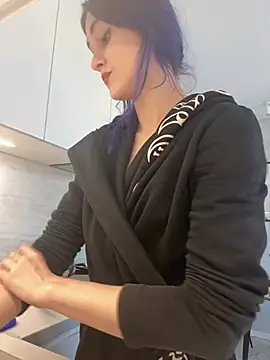 Erotic Synth Goddess online show from February 9, 2025, 12:30 pm