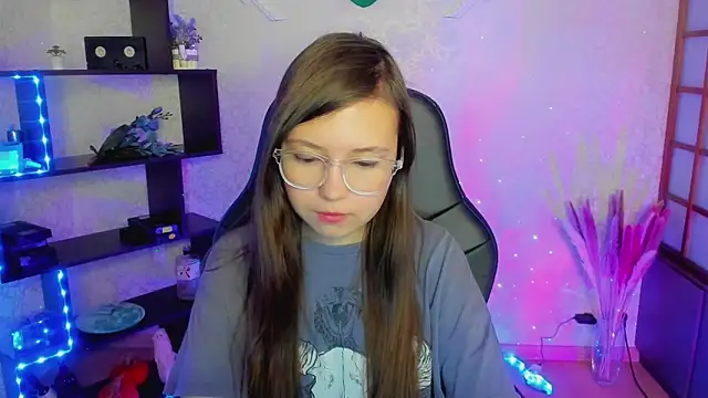 Snapshot of Lina_Brownie chatting on January 5, 2025, 2:06 am Lina Brownie online show from January 5, 2025, 2:06 am