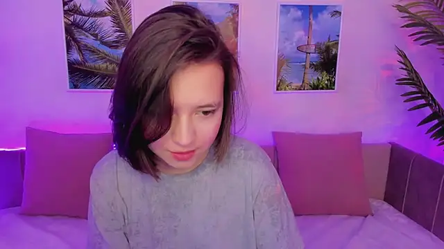 Snapshot of Lina_Brownie chatting on January 18, 2025, 2:14 am Lina Brownie online show from January 18, 2025, 2:14 am