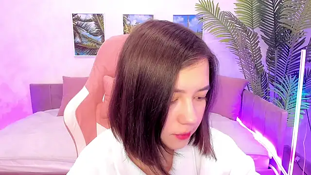 Snapshot of Lina_Brownie chatting on February 18, 2025, 1:54 am Lina Brownie online show from February 18, 2025, 1:54 am