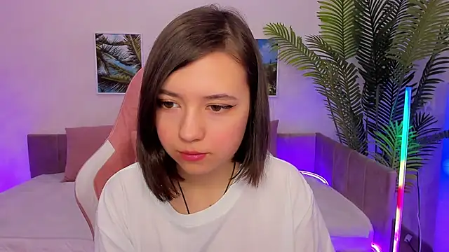 Snapshot of Lina_Brownie chatting on February 26, 2025, 1:53 am Lina Brownie online show from February 26, 2025, 1:53 am