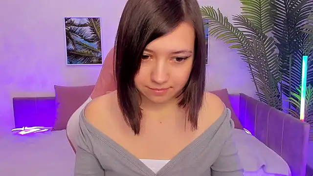 Snapshot of Lina_Brownie chatting on March 13, 2025, 5:22 am Lina Brownie online show from March 13, 2025, 5:22 am