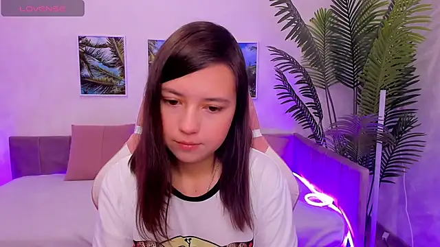 Snapshot of Lina_Brownie chatting on October 9, 2025, 3:04 am Lina Brownie online show from October 9, 2025, 3:04 am