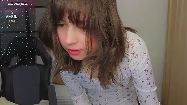 Snapshot of Lina_Brownie chatting on December 14, 2025, 2:28 am Lina Brownie online show from December 14, 2025, 2:28 am