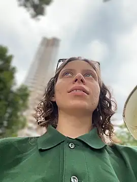 Snapshot of RinaMood chatting on February 3, 2026, 6:40 am RinaMood online show from February 3, 2026, 6:40 am