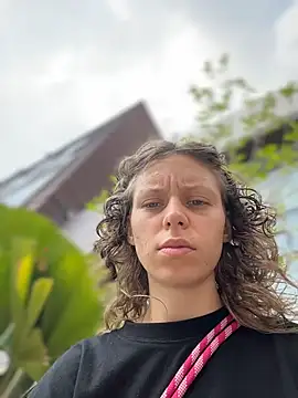 Snapshot of RinaMood chatting on February 8, 2026, 4:16 am RinaMood online show from February 8, 2026, 4:16 am