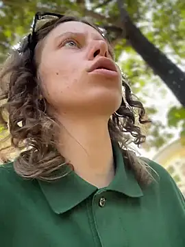 Snapshot of RinaMood chatting on February 9, 2026, 4:16 am RinaMood online show from February 9, 2026, 4:16 am