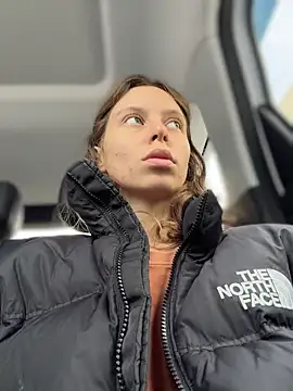 RinaMood online show from April 15, 2026, 5:47 am