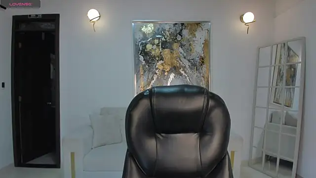 Snapshot of CharlotteCox_ chatting on April 26, 2026, 3:15 am CharlotteCox online show from April 26, 2026, 3:15 am
