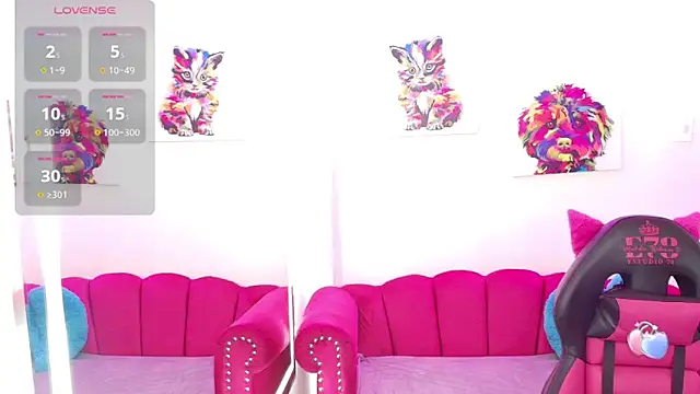 Miss dolly  online show from October 1, 2025, 12:33 pm