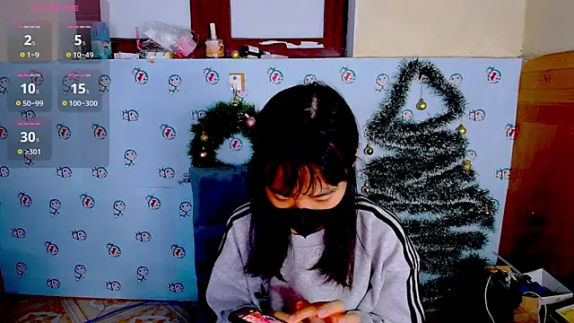   Saphia   online show from December 13, 2024, 12:42 am