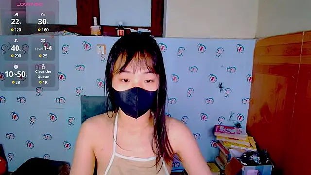   Saphia   online show from February 17, 2025, 3:09 pm