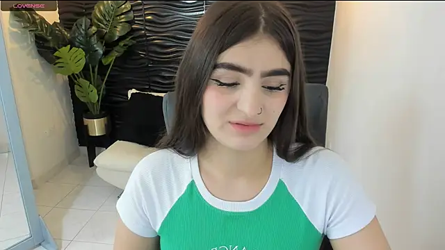 sofia 44 online show from January 11, 2025, 1:01 pm