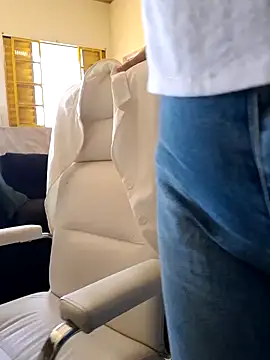 MILEIDE980 online show from March 18, 2025, 6:15 pm