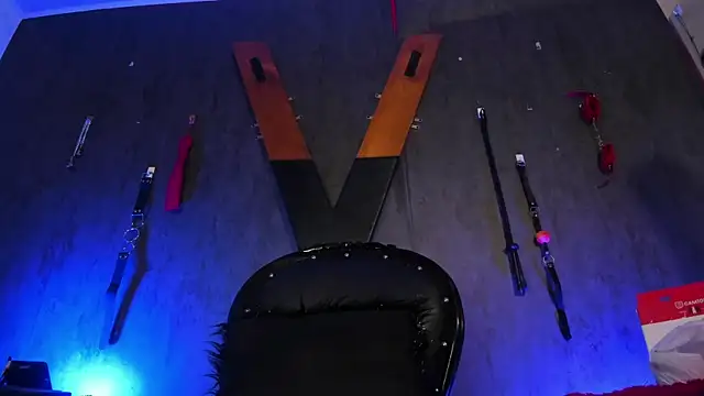 Snapshot of CharlotteScotte chatting on March 12, 2025, 10:59 am CharlotteScotte online show from March 12, 2025, 10:59 am