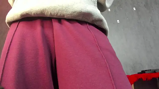 Snapshot of CharlotteScotte chatting on March 15, 2025, 11:19 am CharlotteScotte online show from March 15, 2025, 11:19 am