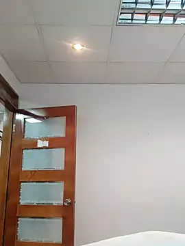 Daniela77771 online show from February 4, 2025, 2:32 pm