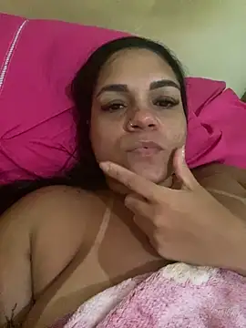 Snapshot of ruthrocha chatting on June 12, 2026, 1:59 am ruthrocha online show from June 12, 2026, 1:59 am