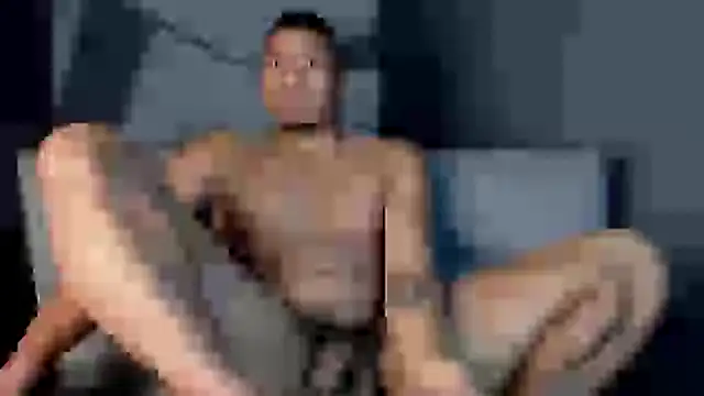 Snapshot of Abra_ham13 chatting on March 11, 2025, 10:09 pm Abra ham13 online show from March 11, 2025, 10:09 pm