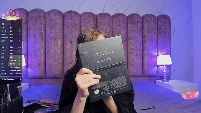 bellablack27 online show from March 11, 2025, 1:45 pm