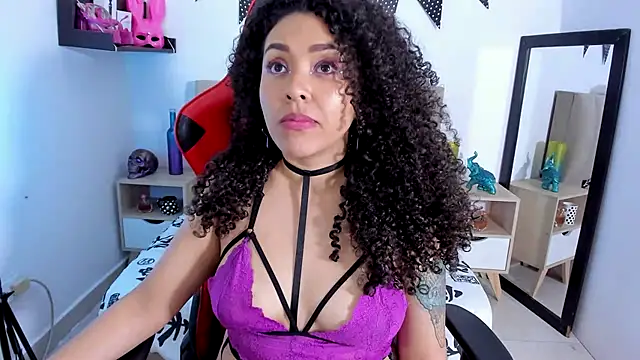 Zoe Gruber online show from December 14, 2024, 1:39 am