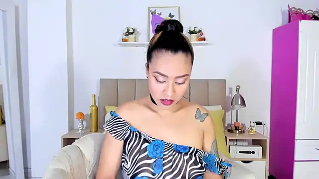 Zoe Gruber online show from March 20, 2026, 12:04 am