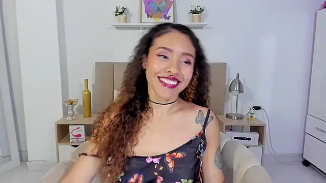 Zoe Gruber online show from July 8, 2026, 12:04 am