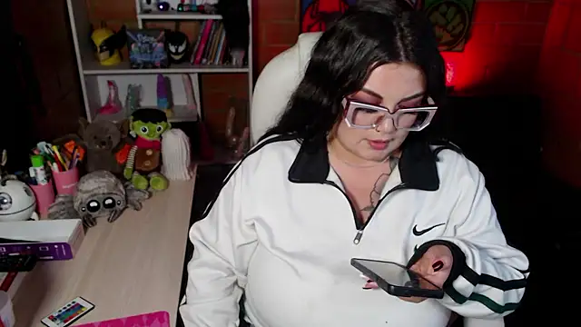 juliette rd online show from January 10, 2026, 3:41 am