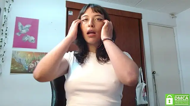 Snapshot of liisaxxx chatting on June 2, 2026, 7:54 am liisaxxx online show from June 2, 2026, 7:54 am