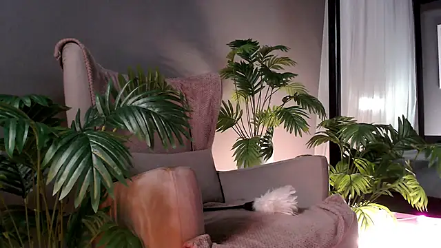 Dorothy Meyer online show from September 9, 2025, 2:55 am