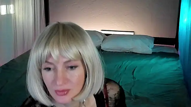 Snapshot of Dorothy_Meyer chatting on December 22, 2025, 5:48 am Dorothy Meyer online show from December 22, 2025, 5:48 am